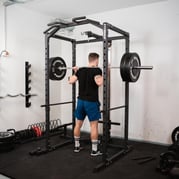 FitNord Power Rack 500 med øvre og nedre dragstasjon