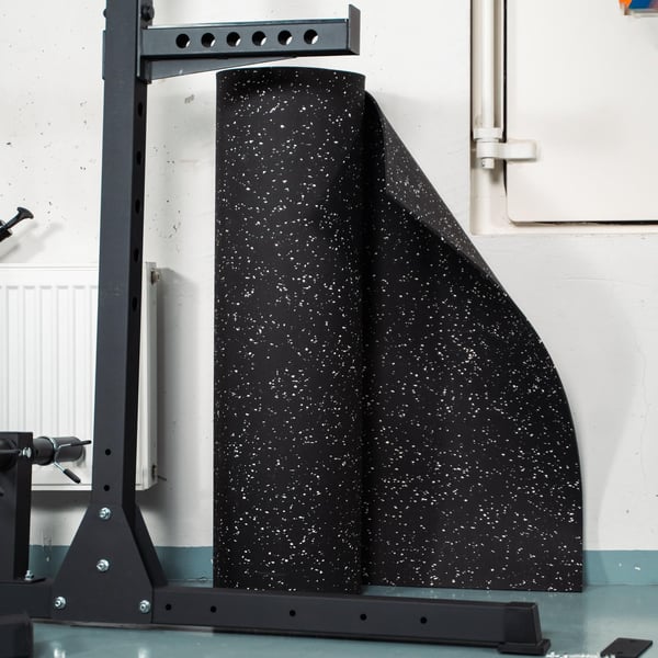 FitNord Gummimatte svart 4 mm (10 m rull) med hvite prikker 3