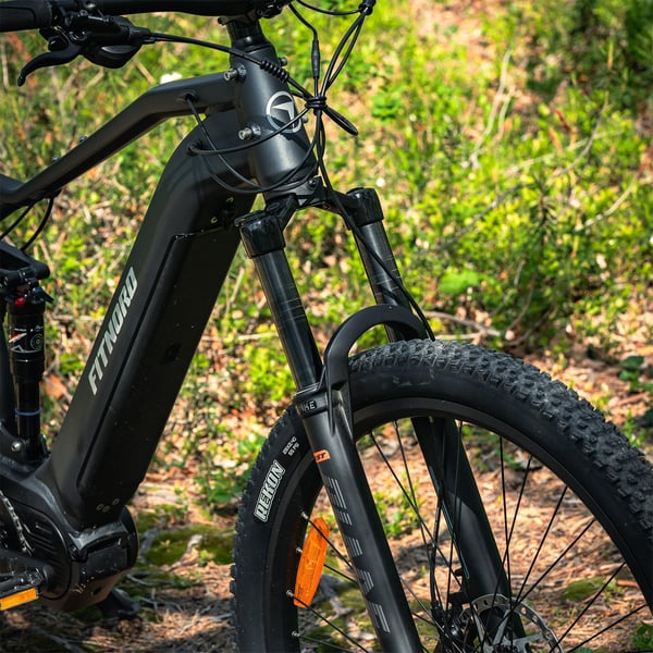 FitNord Ranger 700FS Terrengelsykkel 2025, svart
