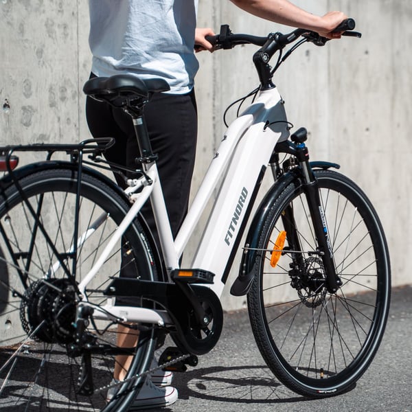 FitNord Ava 300 Elsykkel G2, hvit