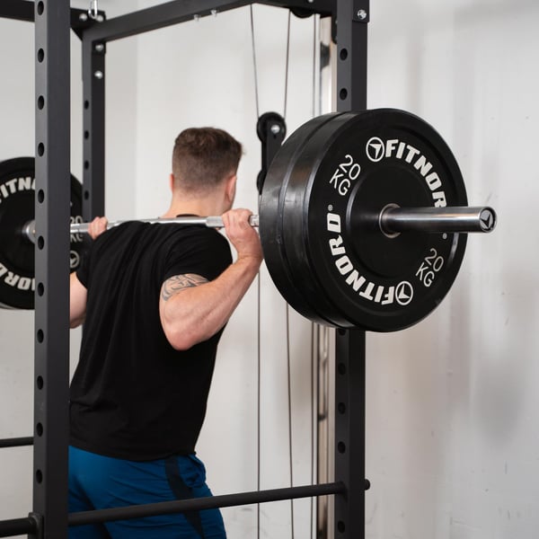FitNord Power Rack 500 med øvre og nedre dragstasjon